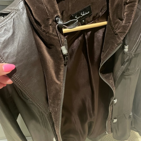 Vintage Leather Jacket - Picture 3 of 6